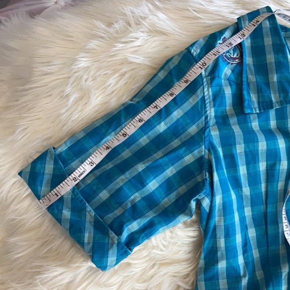 Bit & Bridle blue flannel short sleeved button up - Picture 13 of 17